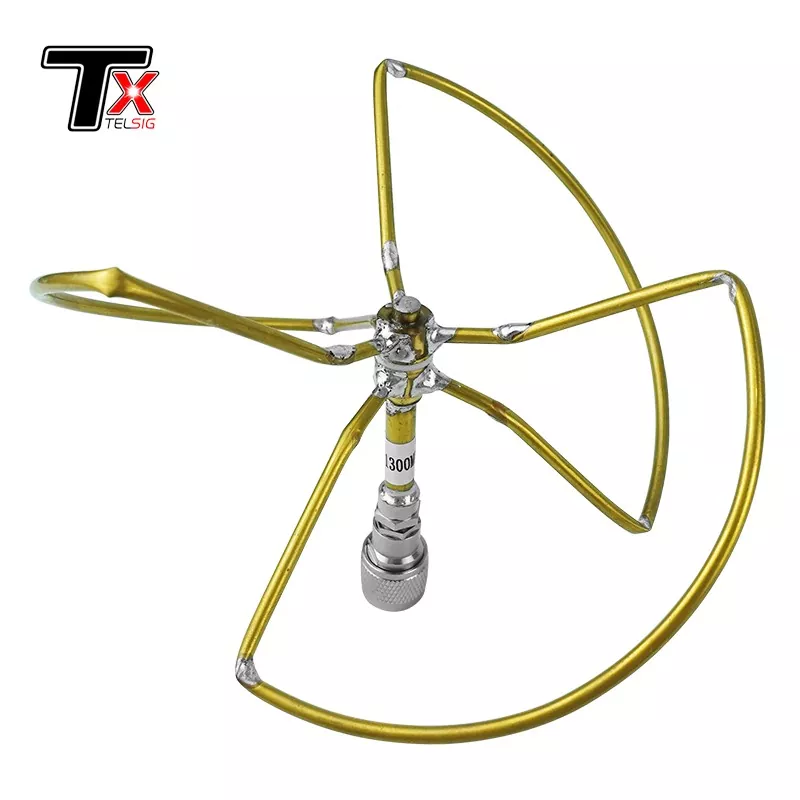 Omnidirectional üvegszálas antenna négylevelű lóhere